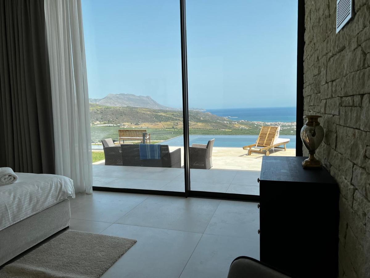 Ellas Residence Fantastic Pool Heated Kíssamos Екстериор снимка