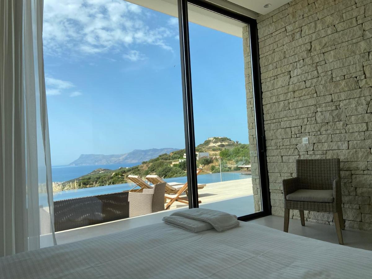Ellas Residence Fantastic Pool Heated Kíssamos Екстериор снимка