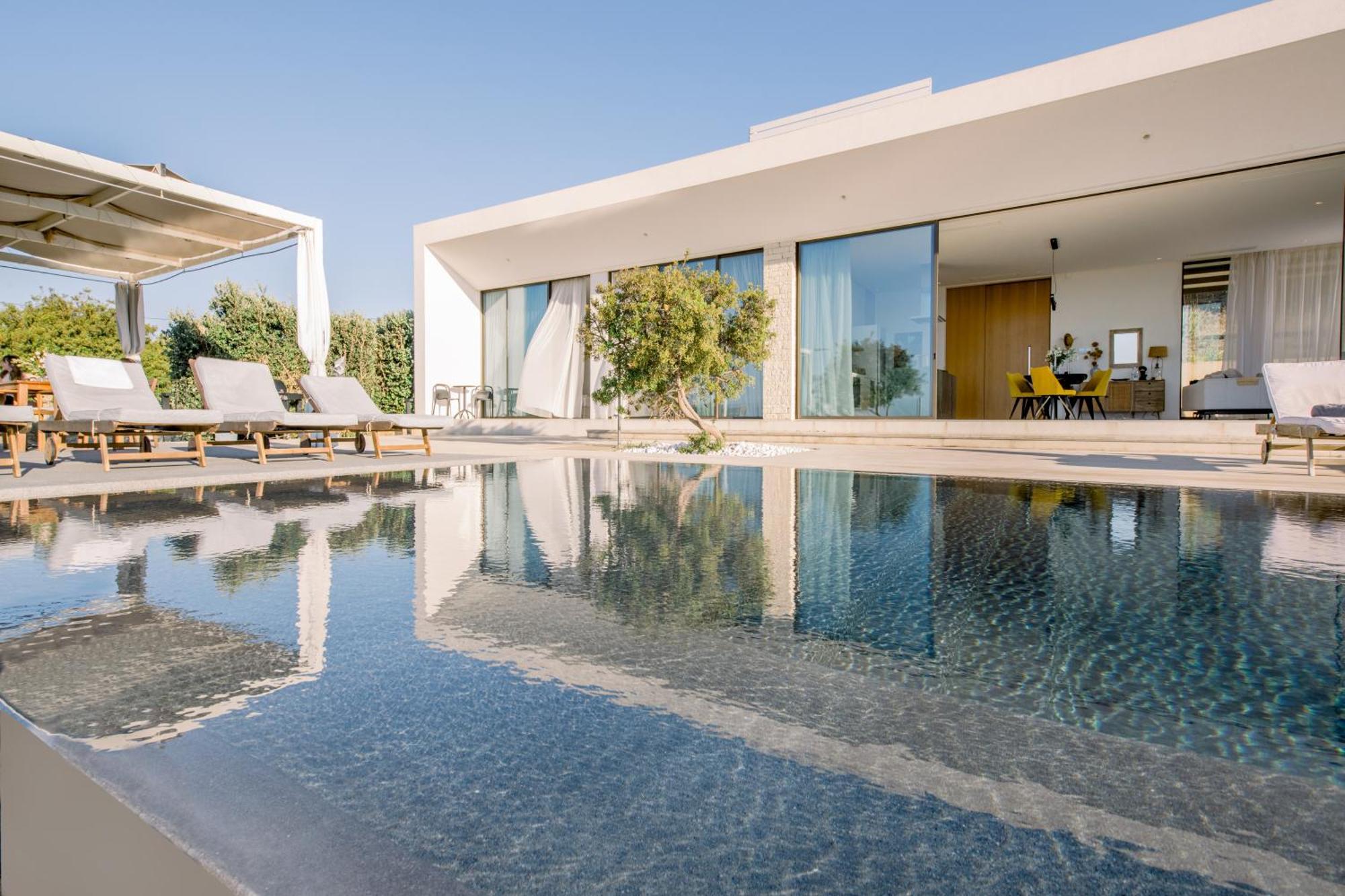 Ellas Residence Fantastic Pool Heated Kíssamos Екстериор снимка