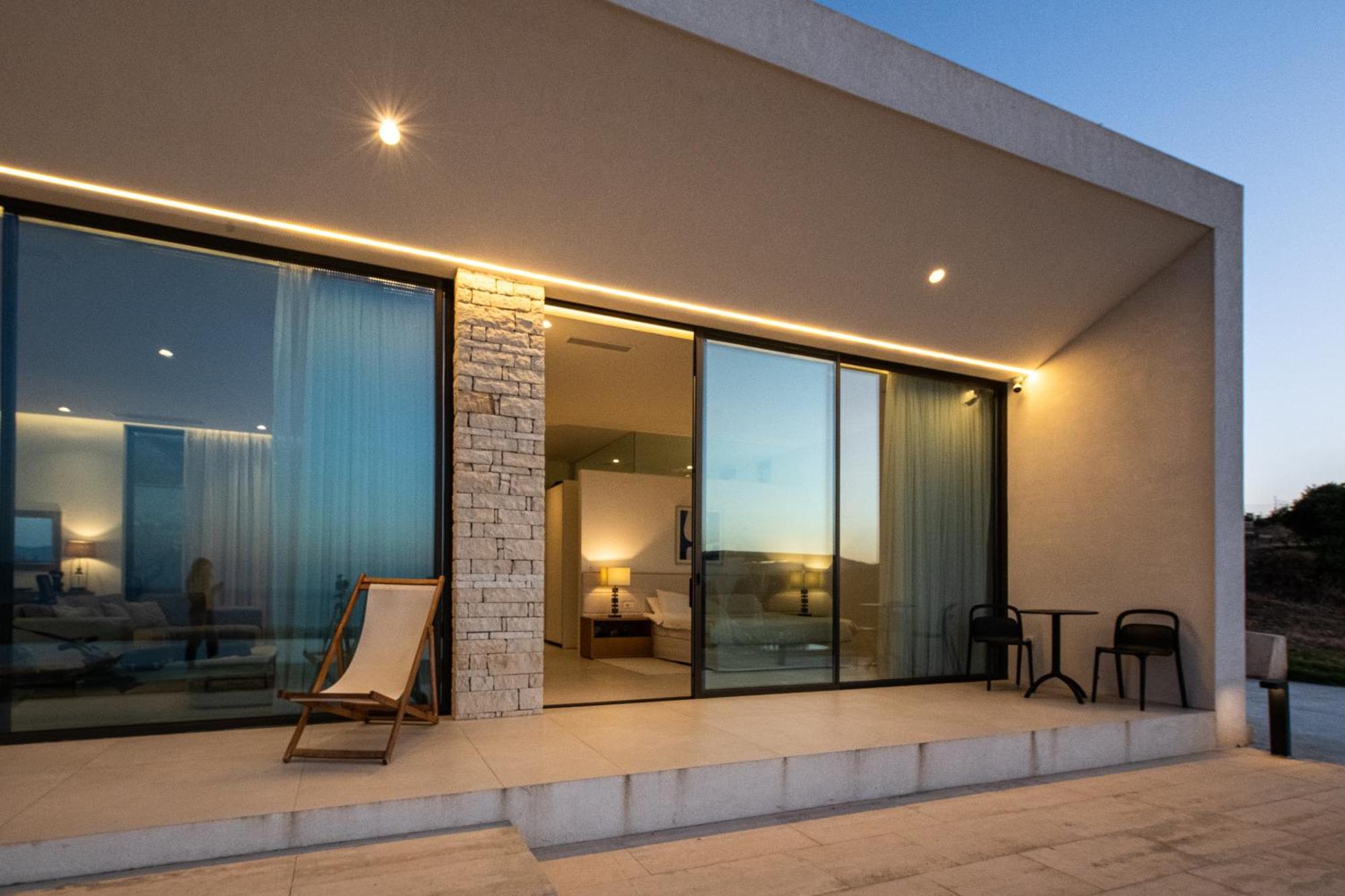 Ellas Residence Fantastic Pool Heated Kíssamos Екстериор снимка